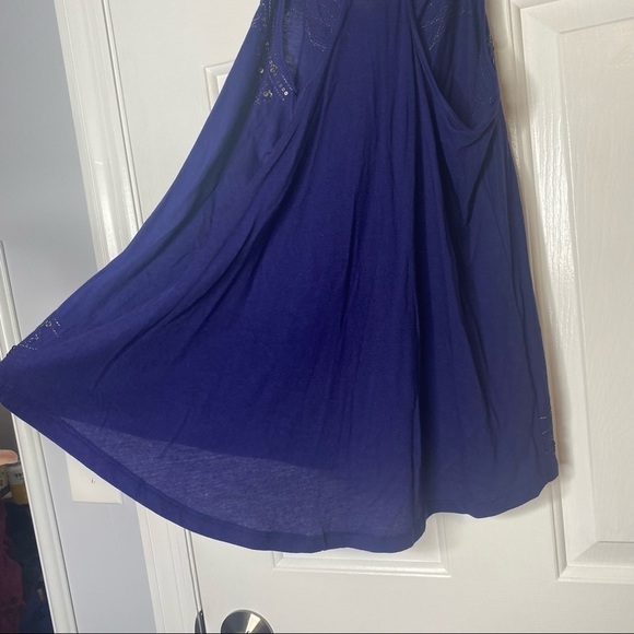 NWOT EXPRESS Tank Top Blue Grey Sequins Spaghetti Straps Sparkly Sleeveless - Picture 4 of 7